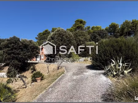 villa 5 pièces 131 m²