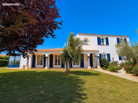 maison 5 pièces 155 m²