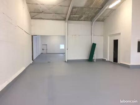 entrepôts 246 & 360 m² – le houlme  10 min de rouen – porte sectionnelle