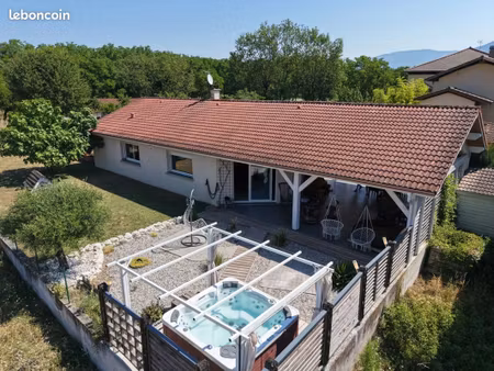 maison 6 pièces 113 m²
