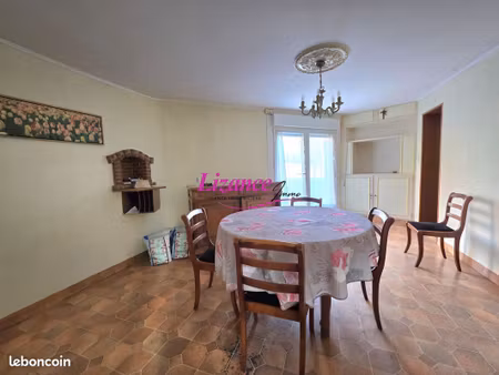 maison 8 pièces 197 m²
