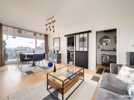 t2 lumineux de 52 m² – dernier étage avec terrasse  parking et ascenseur