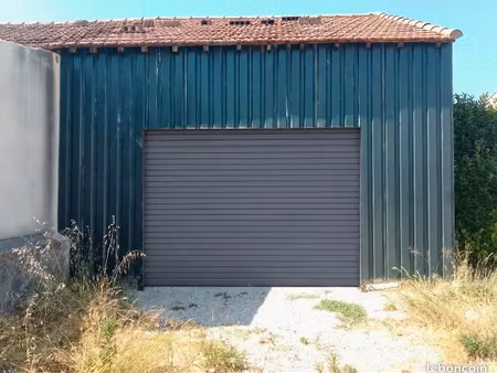 hangar à vendre ou à louer