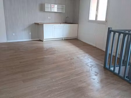 béziers centre – grand studio rénové de 35 5 m² avec sous-sol privatif de 33 m²