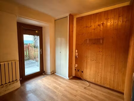 appartement 20 52 m² à gruffy - fort potentiel et faible charges