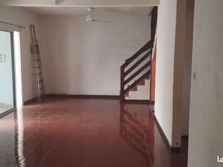 etang sale les bains location villa mitoyenne