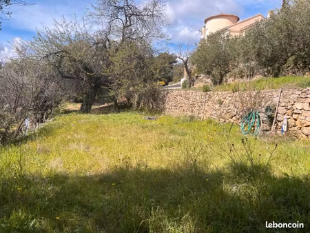 terrain 1 150 m² cuers