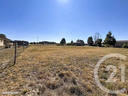 terrain 1 243 m² grazac