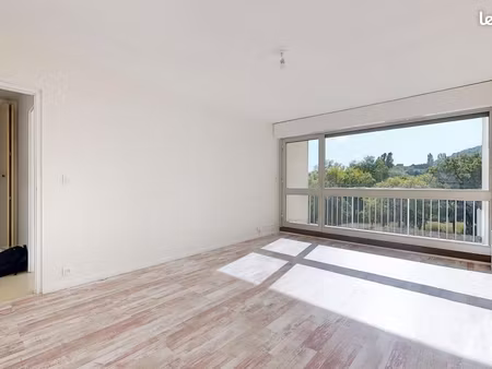appartement 2 pièces 53 m²