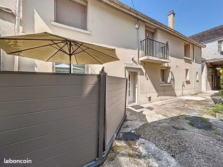 maison de ville 5 pièces 85 m²