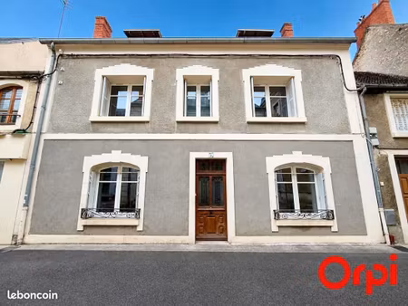 maison 6 pièces 157 m²