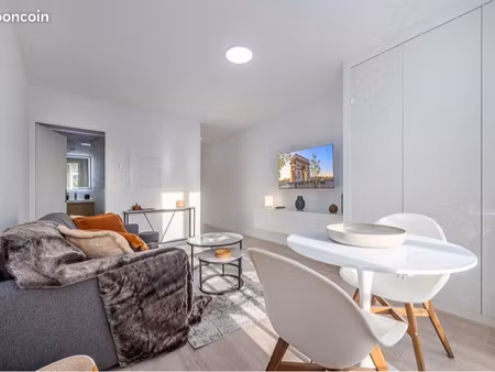 studio meublé 24m² – balcon & parking privatifs – rer d à 8 min