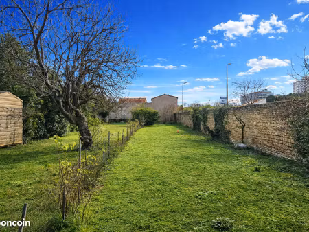 terrain de 420m2 en plein centre-ville