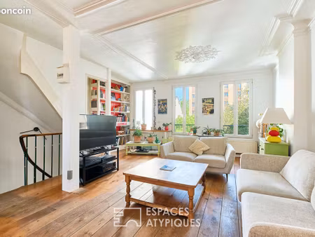 maison 7 pièces 209 m²