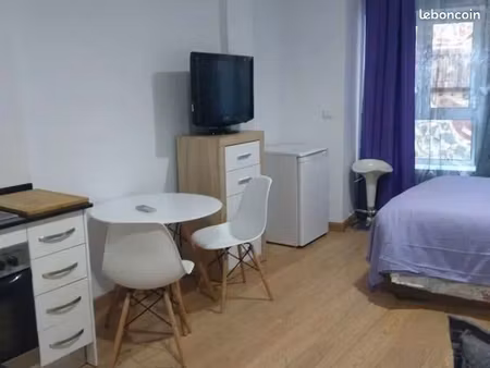 studio meublé 27m2