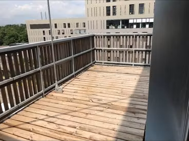 appartement 2 pièces jardin des deux rives balcon / parking