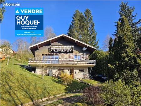 maison 6 pièces 106 m²