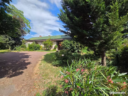 propriété 7 pièces 188 m²