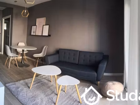 chambre 1 pièce 9 m²