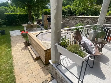f3 ave terrasse - et jardin privatif - proche centre ville