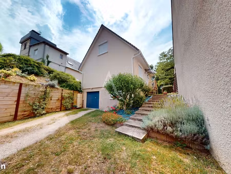 maison 4 pièces 85 m²
