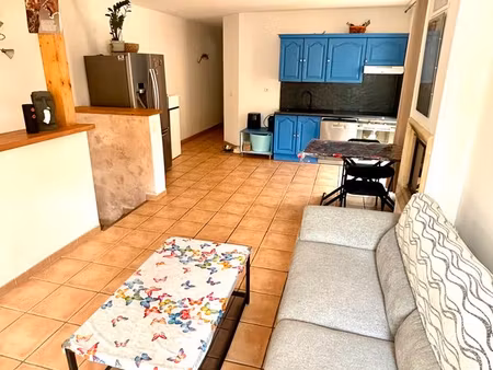 maison 3 faces – 3 chambres  terrasse sans vis-à-vis et garage 60 m²