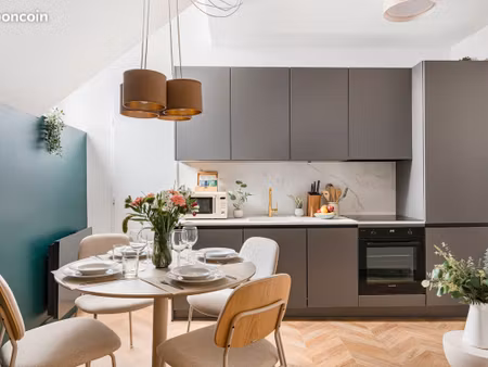 t3 rénové haut de gamme – place grenette – 2 chambres – rentabilité potentielle 10 %