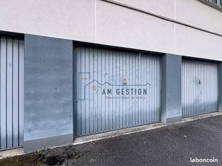 parking/box 1 pièce 10 m²