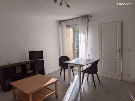 appartement 2 pièces avec jardin