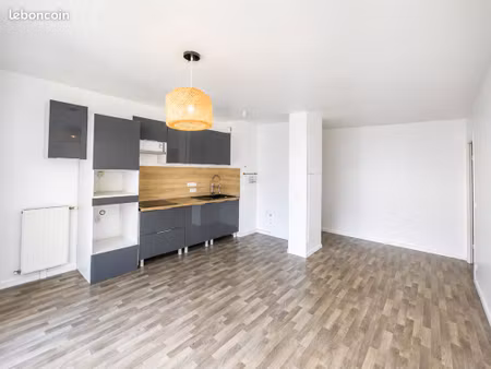 appartement t3 de 57 m² avec balcon et parking – sartrouville