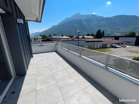 appartement 4 pièces 90 m²