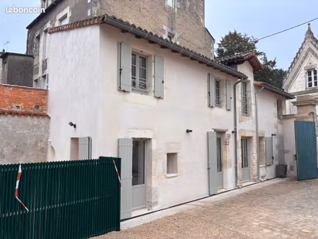 magnifique maison individuelle de type 4 de 104m² situé dans le centre-ville de poitiers