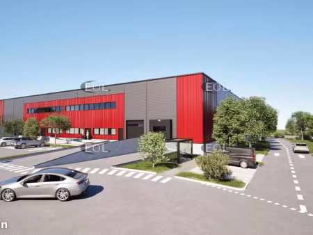 local d'activité 3 350 m²