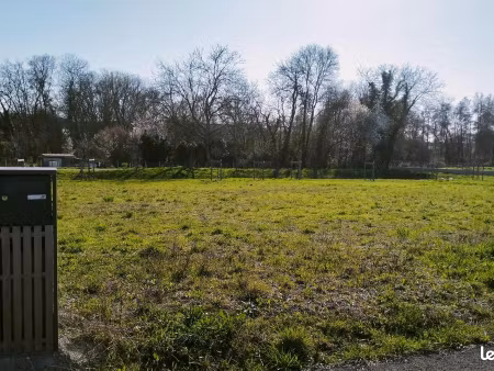terrain 403 m² vernantes