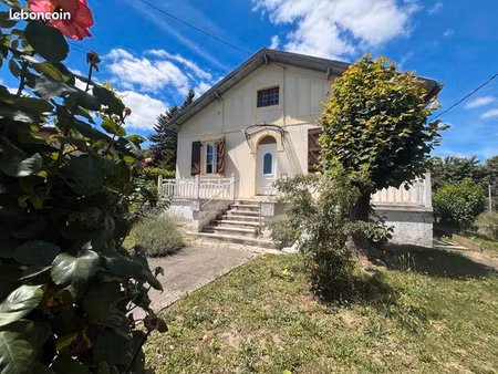 villa 3 pièces 70 m²