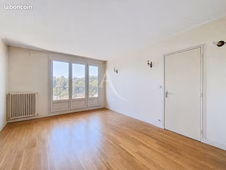 appartement 3 pièces 55 m²
