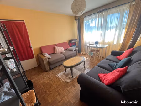 t1 bis meublé 31m2 étudiant - centre laval (53000)