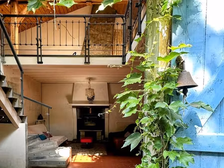 propriété 5 pièces 141 m²