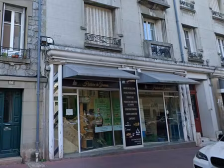 local 92 m²