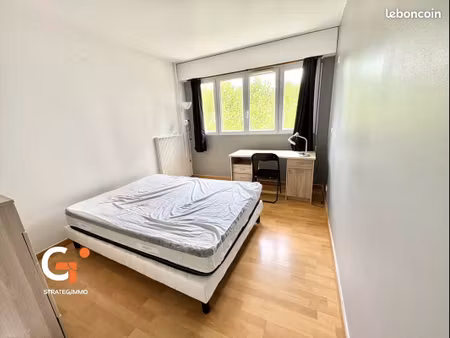 appartement 5 pièces 12 m²