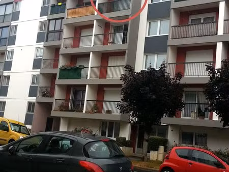 brest centre – t1 bis meublé rénové avec balcon et parking