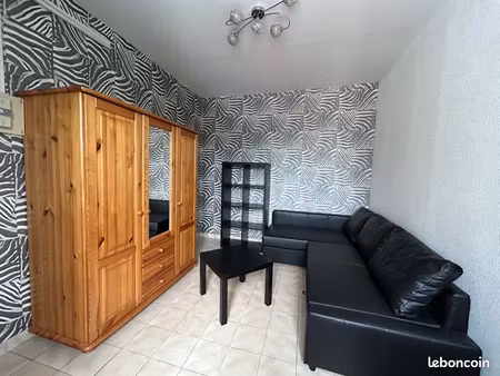 appartement  studio t1 21m2 meublé  à 400m du métro fives