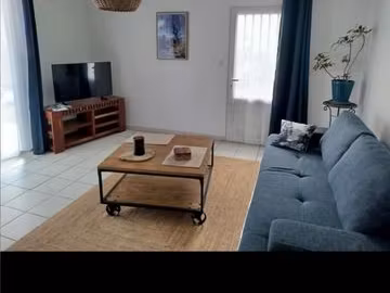 t2 aux avirons  vue mer et jardin