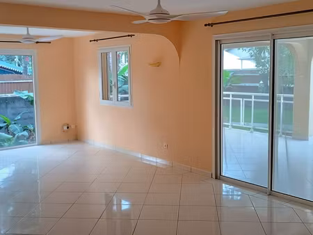 location villa trois mares