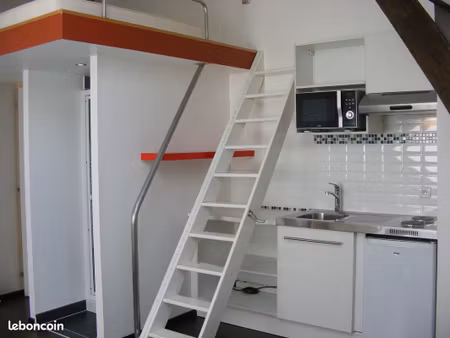 studio meublé 18 m² – idéal étudiant – fougères urbanistes – charges comprises ( électrici