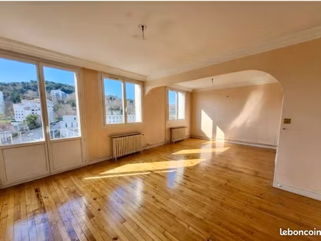 superbe appartement lumineux au coeur de saint-etienne