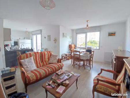 appartement 3 pièces 70 m²