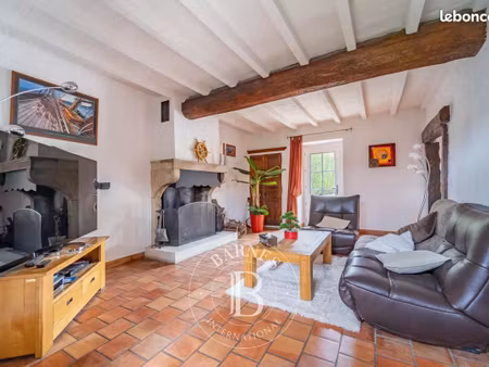 ferme 9 pièces 200 m²