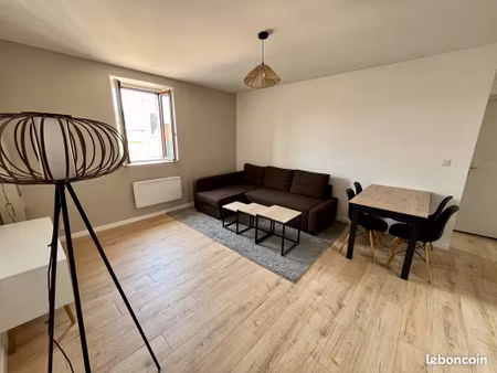 appartement t3 meublé – hyper centre