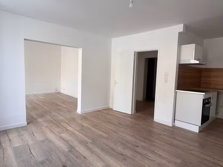 appartement 3 pièces 74 m²
